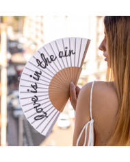 Abanico Love is in the air en blanco
