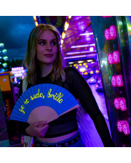 Abanico azul Yo no sudo, brillo