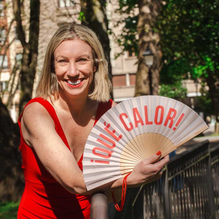 Abanico beige ¡Qué calor!