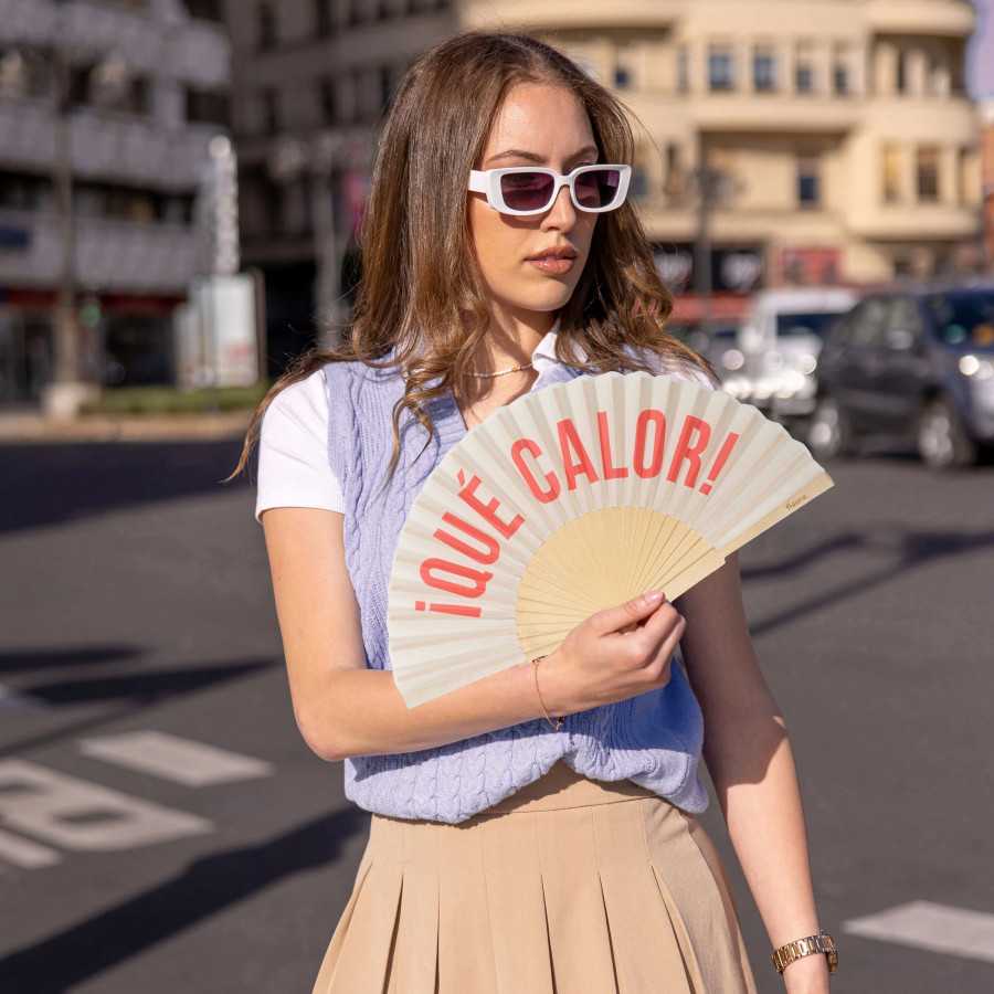 Abanico beige ¡Qué calor!