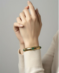 Brazalete Selene aventurina verde