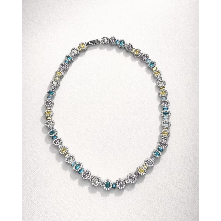 Collar Zenda multicolor — el detalle vibrante que marca la diferencia