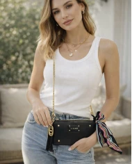 Bolso Noir Charm by LaCarrie