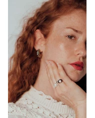 Pendientes acero esmaltado negro y dorado Tuy Pendientes acero esmaltado negro y dorado Tuy