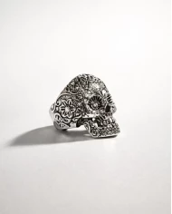 Anillo acero plateado Calavera chico
