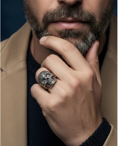 Anillo acero plateado Calavera chico