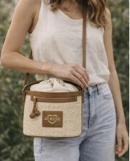 Bolso Love Moschino cesto