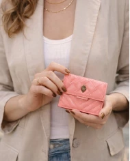 Monedero-tarjetero Kurt Geiger Kensington Salmón