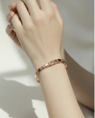Brazalete Aura oro rosa