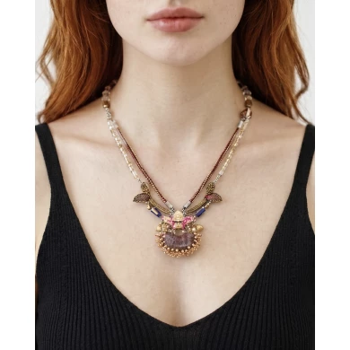 Collar Ayala Bar Chaya