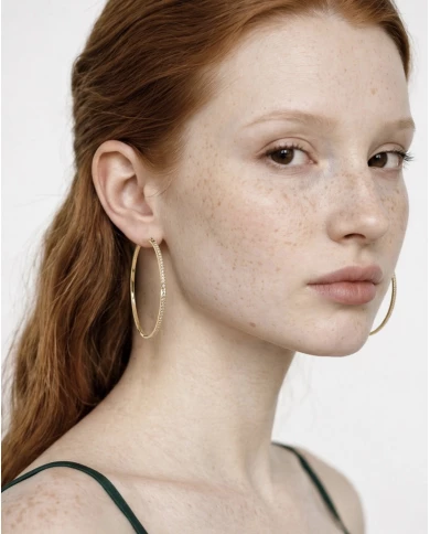 Pendientes Aina — el aro perfecto que ilumina tu rostro