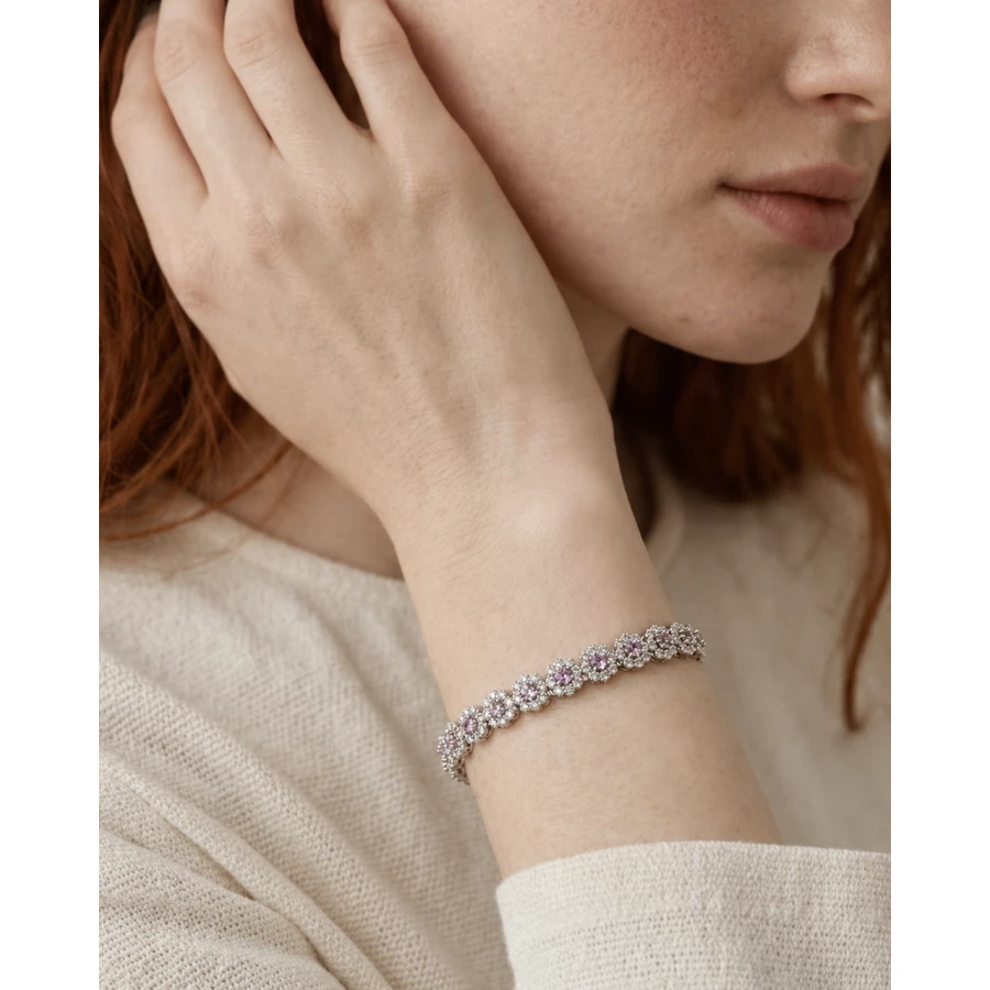 Brazalete Triana Lila — brillo delicado que eleva tu look en segundos