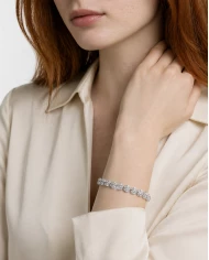 Brazalete Triana Lila — brillo delicado que eleva tu look en segundos