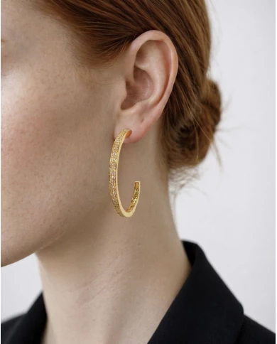 Pendientes Arya — elegancia minimalista con un toque de brillo