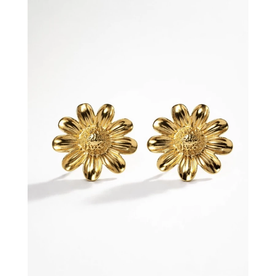 Pendientes Margarita — frescura dorada que ilumina con delicadeza natural