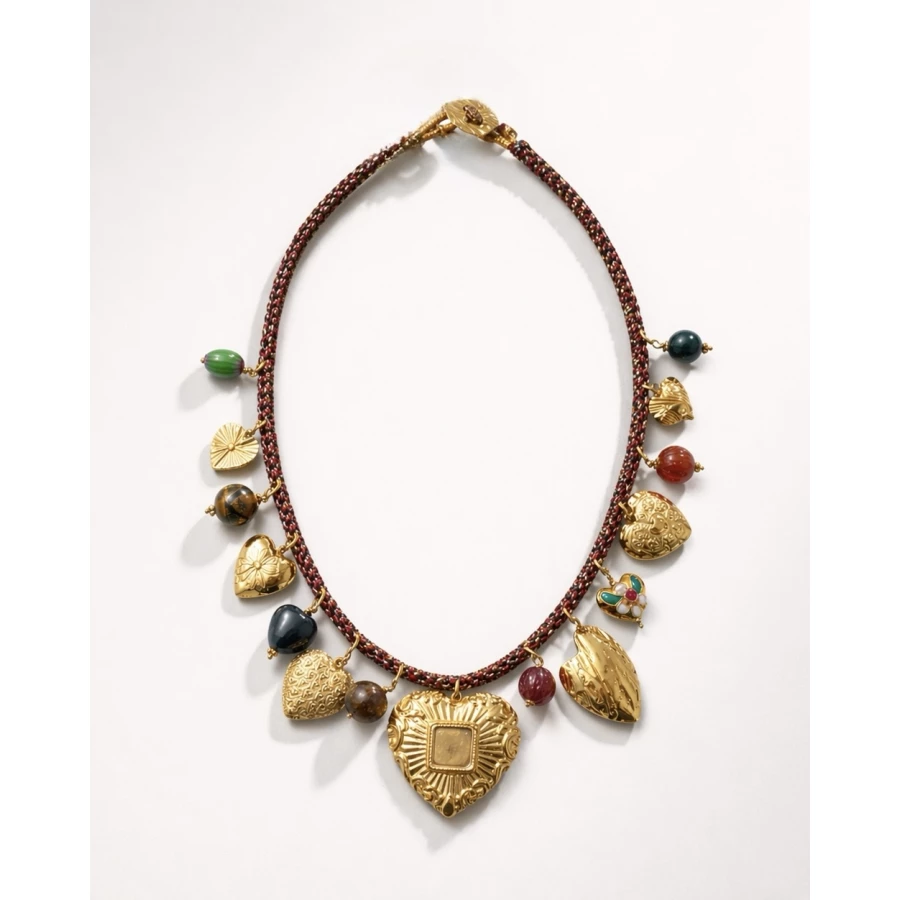 Collar charms Coralia — energía y color que envuelven tu estilo