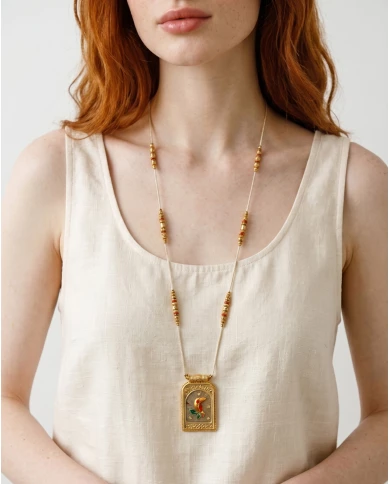 Collar Berta ave — delicadeza dorada con un aire bohemio y sofisticado