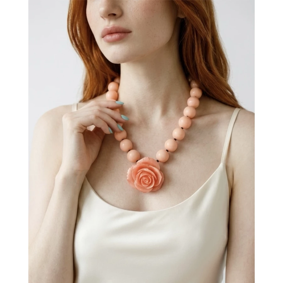 Collar Rosé— delicadeza convertida en joya