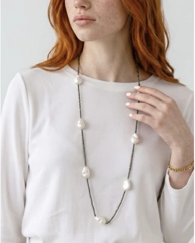 Collar Mia — belleza imperfecta y atemporal