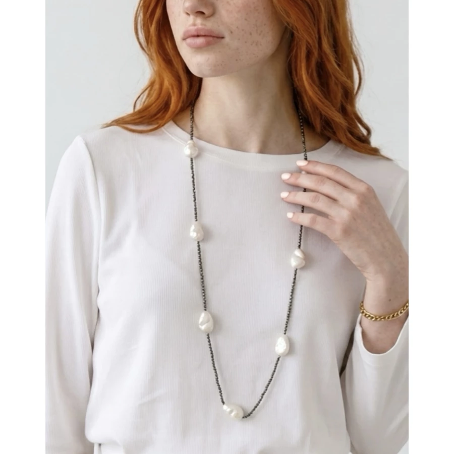 Collar Mia — belleza imperfecta y atemporal
