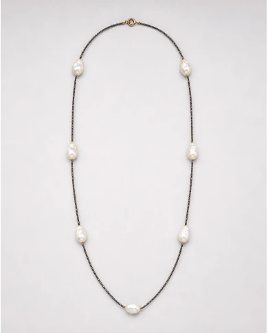 Collar Mia — belleza imperfecta y atemporal