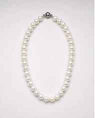 Collar Perla — un clásico que siempre deslumbra Collar Perla — un clásico que siempre deslumbra