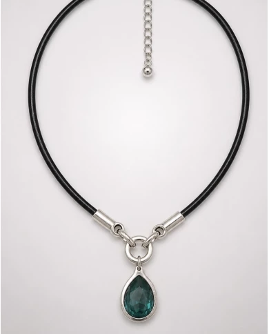 Collar Chloe — fuerza y brillo en equilibrio Collar Chloe — fuerza y brillo en equilibrio