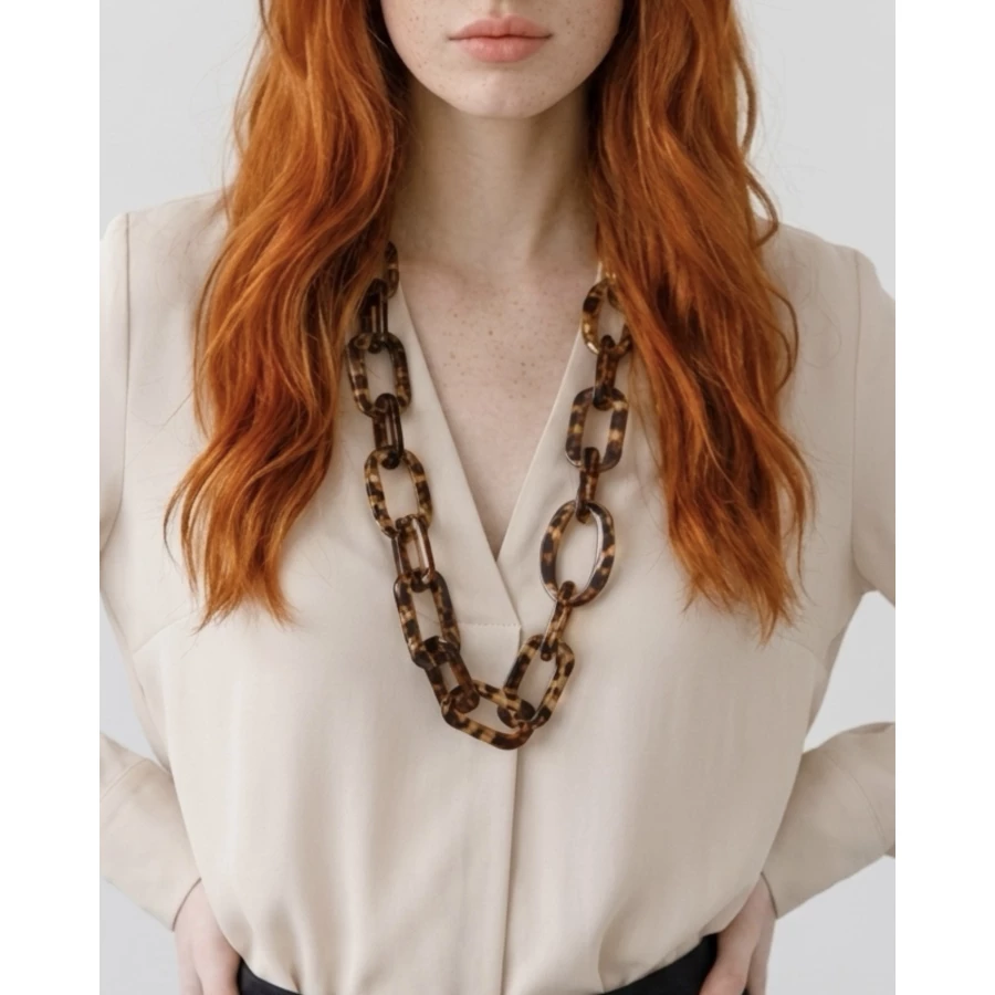 Collar Vega resina — carácter moderno en cada eslabón Collar Vega resina — carácter moderno en cada eslabón