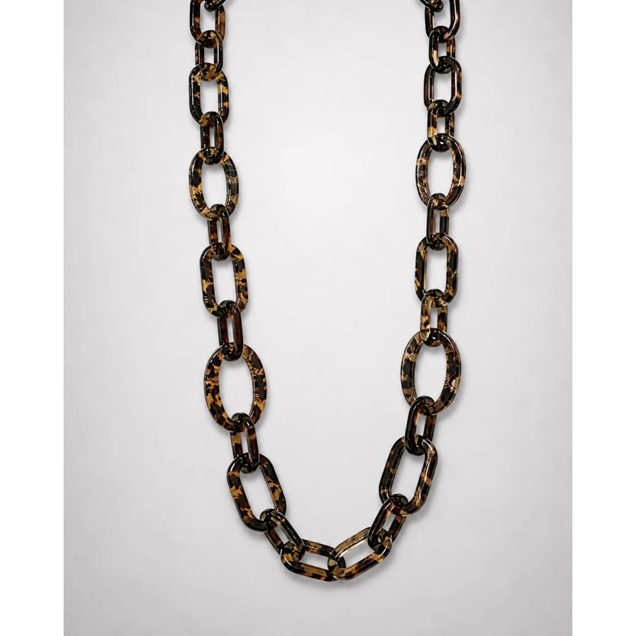 Collar Vega resina — carácter moderno en cada eslabón Collar Vega resina — carácter moderno en cada eslabón