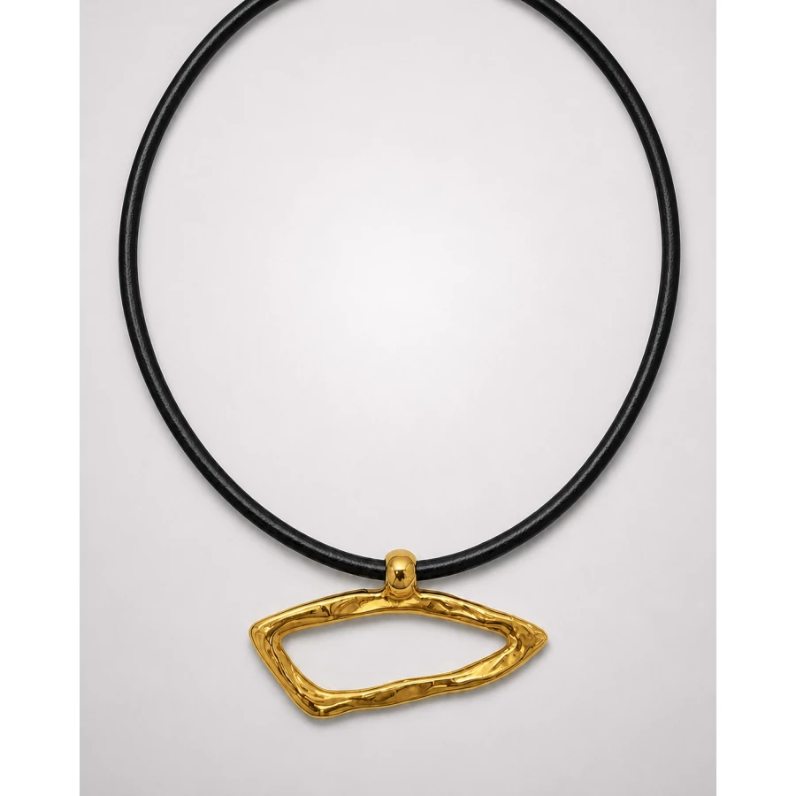 Collar Guila — arte minimalista con carácter