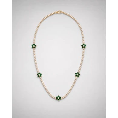 Collar Esmerald — brillo delicado inspirado en la naturaleza