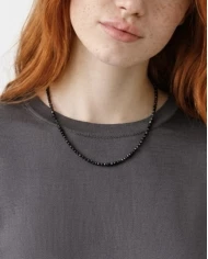 Collar Onyx — destellos elegantes en negro y dorado Collar Onyx — destellos elegantes en negro y dorado