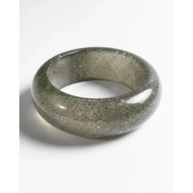 Brazalete Selene Oliva — brillo sutil con efecto joya