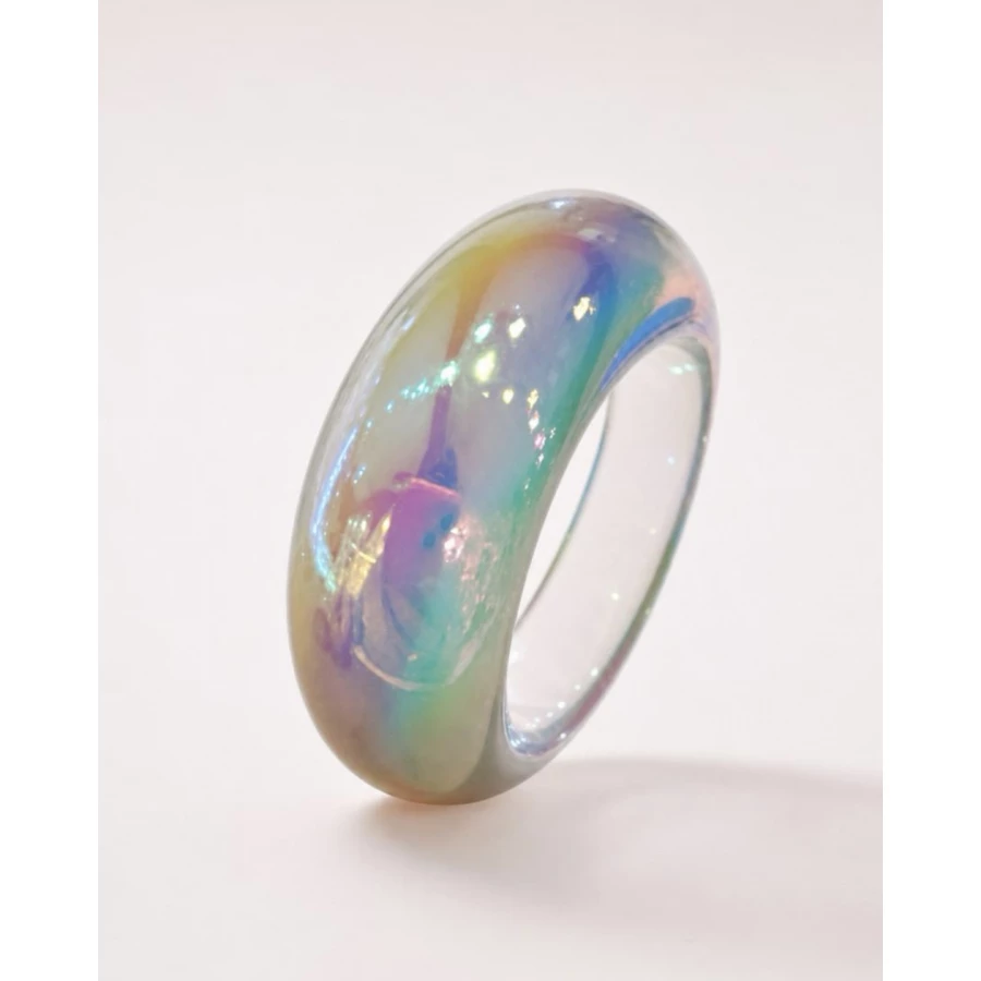 Brazalete Aura Iris — reflejos tornasol que captan todas las miradas