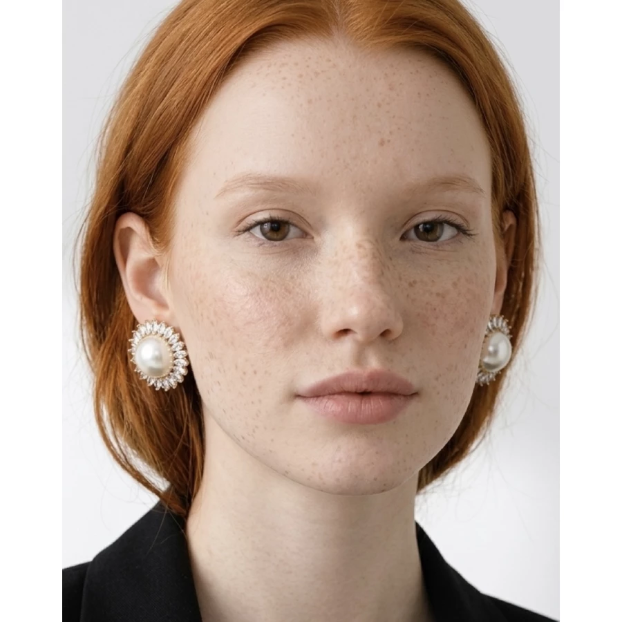 Pendientes Alba Perla — elegancia clásica con brillo sofisticado Pendientes Alba Perla — elegancia clásica con brillo sofisticado