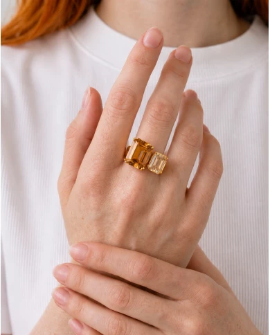 Anillo Doble Gemma Gold — diseño ajustable con piedras facetadas