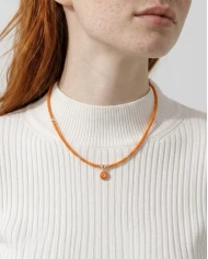 Collar Nazaré — color vibrante y amuleto de protección.