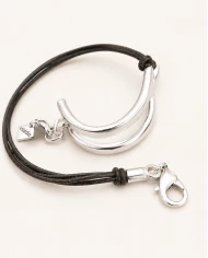 Pulsera Silver Knot — esencia metálica con carácter artesanal Pulsera Silver Knot — esencia metálica con carácter artesanal