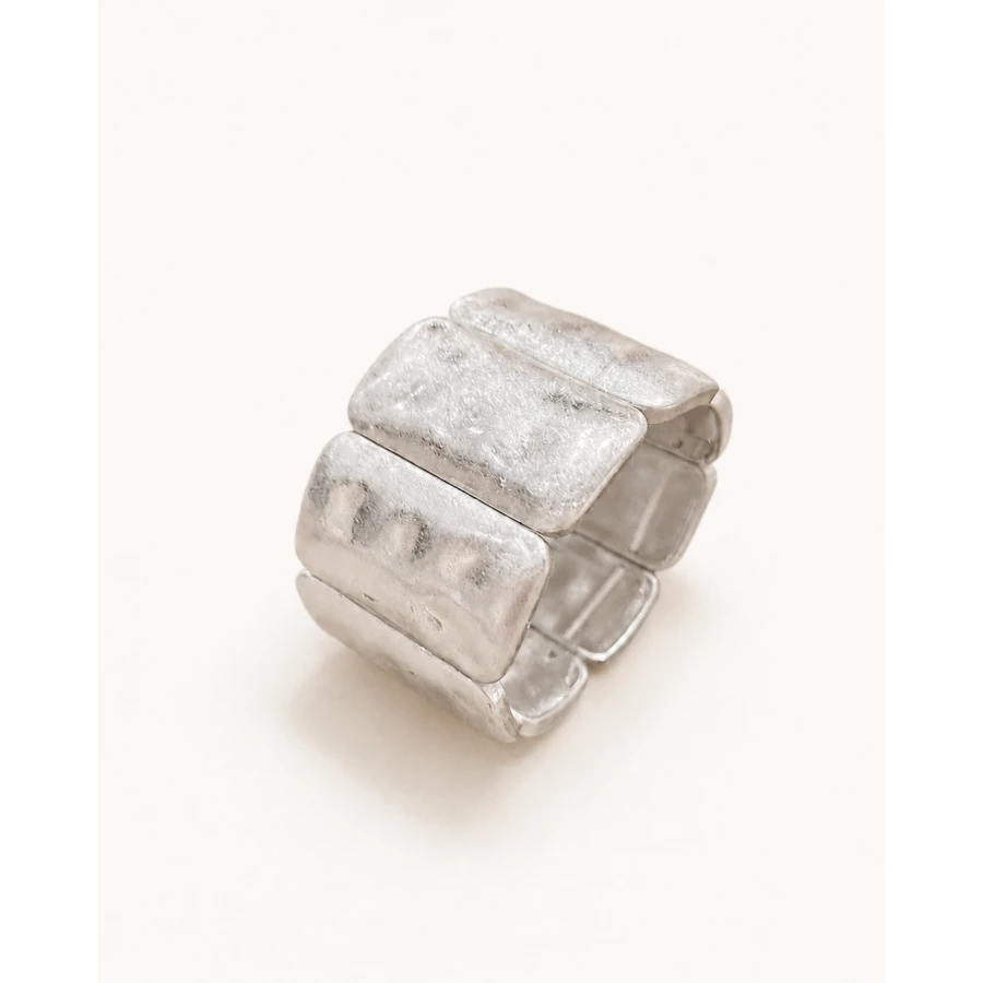 Pulsera Aurum— geometría contemporánea en plata satinada
