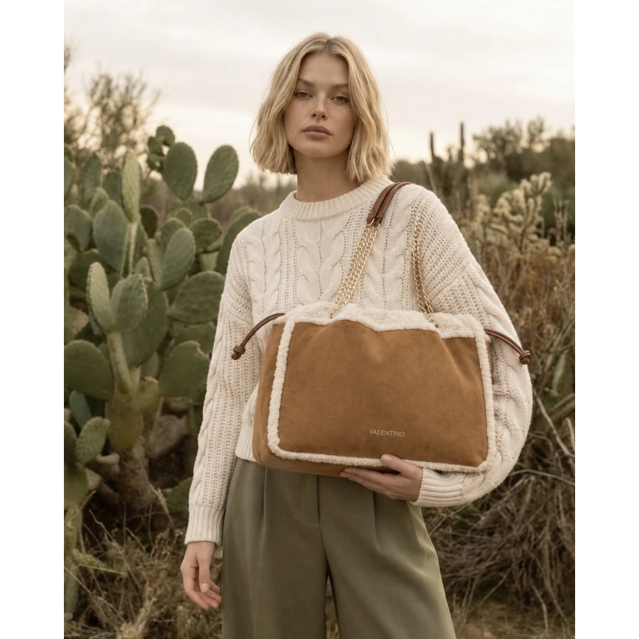 Bolso Valentino Shopping MAX — Volumen y estilo para el día a día