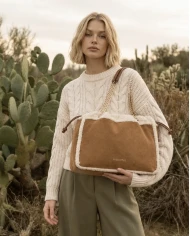 Bolso Valentino Shopping MAX — Volumen y estilo para el día a día