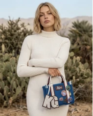 Bolso Kurt Geiger Celia Extra Large Shoulder Bag — Elegancia intensa en ante color vino