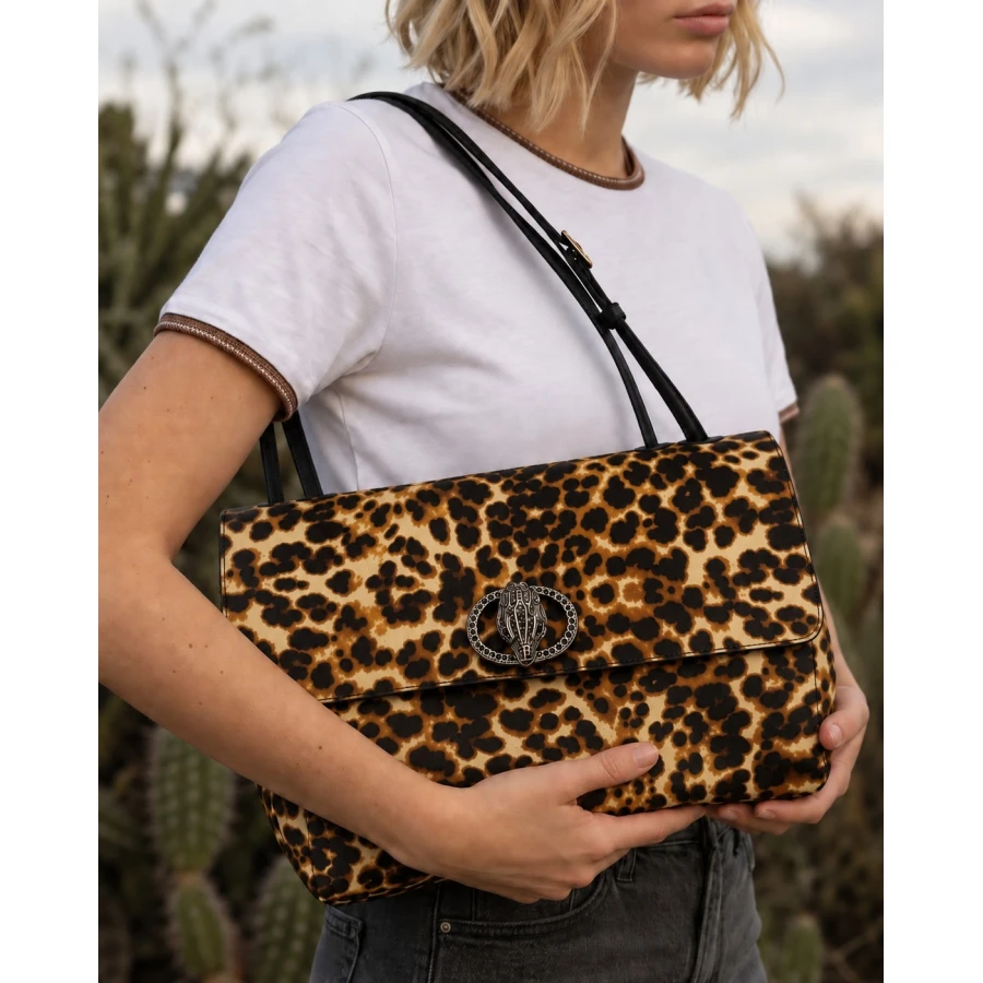 Bolso Kurt Geiger Chelsea Large Slouch Flap Bag Leopard — Elegancia salvaje con carácter