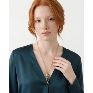 Collar Wild Horn Gold — un toque salvaje con elegancia dorada.