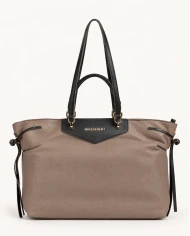 Bolso Valentino Fiamma Taupe Shopping — estilo urbano con detalles sofisticados